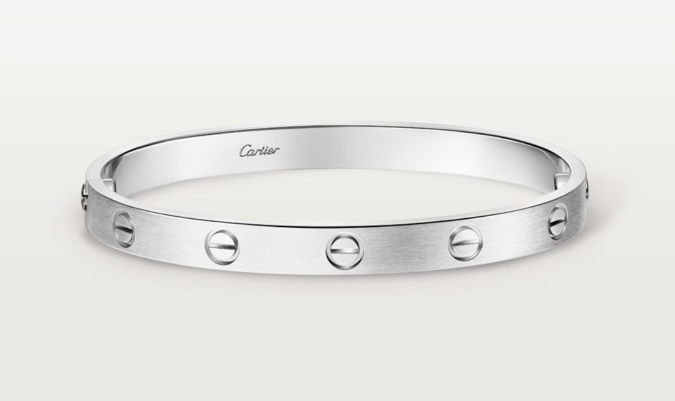 Kako razlikovati lažni od pravog Cartier Love nakita?